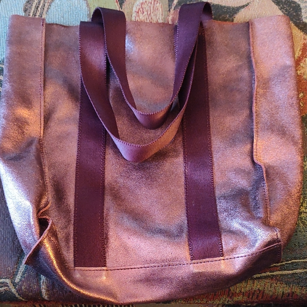 GAP NWOT Metallic Purple Leather Tote Bag